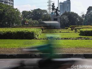Netizen Soroti Jalanan Jakarta Sepi Hari Ini