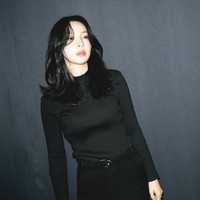 Banting Setir Total! Mantan Idol KPop Ini Kini Sukses Jadi Penulis Web Novel