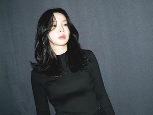 Banting Setir Total! Mantan Idol KPop Ini Kini Sukses Jadi Penulis Web Novel