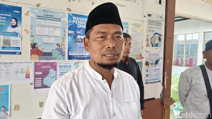 Kepala Desa Kedungwinong, Miyadi ditemui di Kantor Desa, Jumat (20/3/2026).