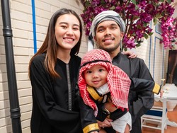 Gaya Kompak Aaliyah Massaid dan Keluarga saat Bukber, Ala Timur Tengah