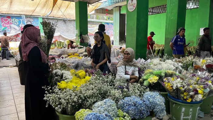 Kondisi Pasar Rawa Belong, Jakbar, H-1 Lebaran