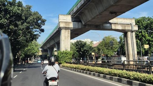 Langit Jakarta saat libur lebaran