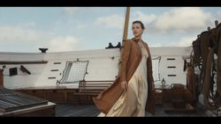 Lili Reinhart Trending, Ini Sosok Bintang Klip MV BTS