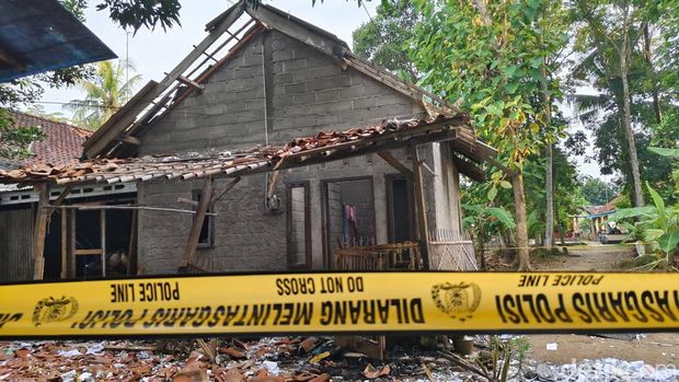 Lokasi ledakan petasan di Dusun Tanggul Angin, Desa Tasik Madu, Kecamatan Pituruh pada Jumat (20/3/2026) sore. Lokasi ledakan petasan di Dusun Tanggul Angin, Desa Tasik Madu, Kecamatan Pituruh pada Jumat (20/3/2026) sore.