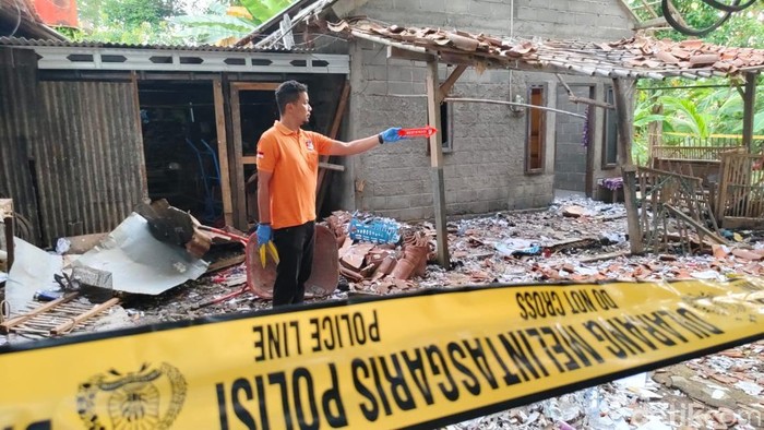 Lokasi ledakan petasan di Dusun Tanggul Angin, Desa Tasik Madu, Kecamatan Pituruh pada Jumat (20/3/2026) sore.