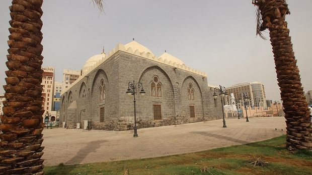 Masjid Al-Ghamamah merupakan masjid tempat Rasulullah SAW menggelar salat Id dan salat meminta hujan.