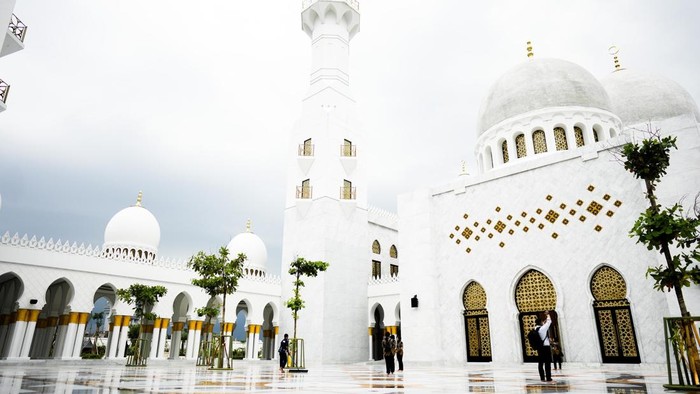 Parkir Depan Masjid Sheikh Zayed Solo Kini Steril, Warga Rejosari Menanti Solusi yang Dijanjikan (2)