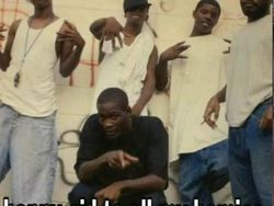 Meme Tahu-tahu Lebaran, Perasaan Kemarin Baru Sahur Pertama