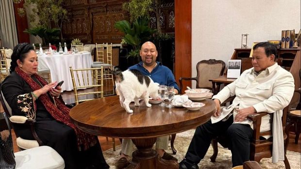 Momen Prabowo semeja bareng Titiek dan Didit.