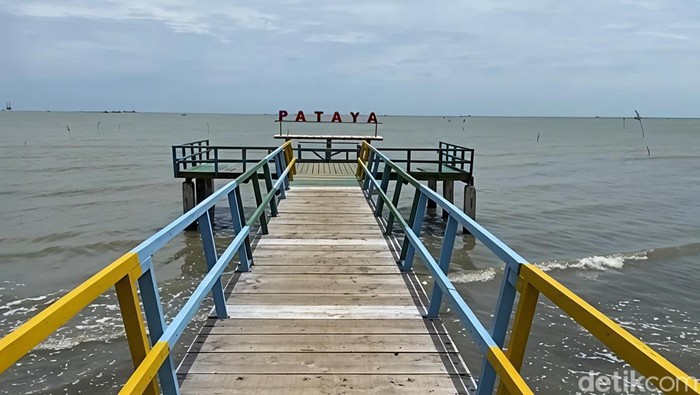 Pantai Pataya Indramayu