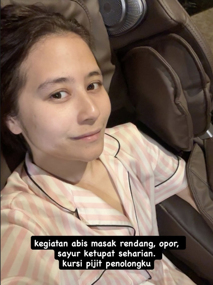Prilly Latuconsina masak menu Lebaran.
