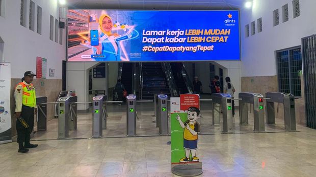 Situasi Stasiun Manggarai H-1 Lebaran