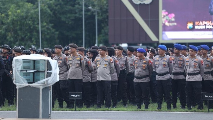 Apel pengamanan operasi Ketupat Semeru Polda Jatim