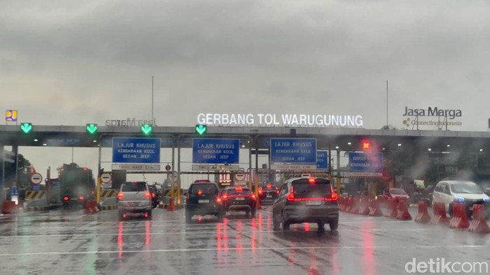 Gerbang Tol Warugunung