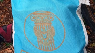 Melihat Isi Bingkisan untuk Warga di Open House Istana: Sembako-Uang THR