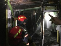 Dua Rumah di 13 Ulu Palembang Ludes Terbakar, Diduga Korsleting Listrik