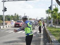 Potret Arus Mudik di Tol Singosari, Ramai tapi Tidak Macet