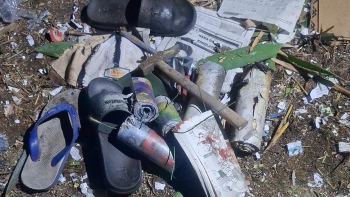 Tiga warga Desa Krecek, Kecamatan Badas, Kabupaten Kediri terluka parah akibat ledakan petasan yang dirakitnya