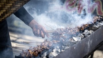Lezatnya Sate Kambing Tegal Temani Perjalanan Mudik