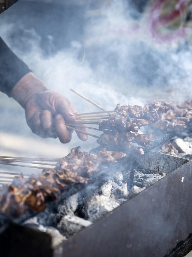Lezatnya Sate Kambing Tegal Temani Perjalanan Mudik