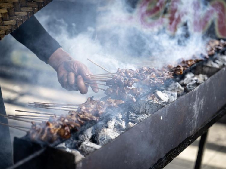 Lezatnya Sate Kambing Tegal Temani Perjalanan Mudik