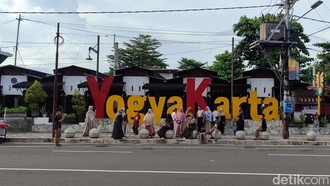 Malioboro yang Tak Terlalu Ramai Bikin Wisatawan Happy