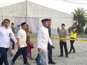 Kehadiran Prabowo-Menteri PU Disambut Haru Warga Aceh Tamiang