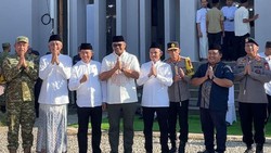 Hari Pertama Lebaran, Menteri PU Kunjungi Warga Terkena Bencana di Aceh Tamiang
