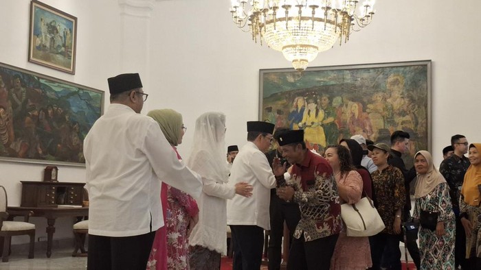 Pemprov DKI Jakarta menggelar open house di Balai Kota
