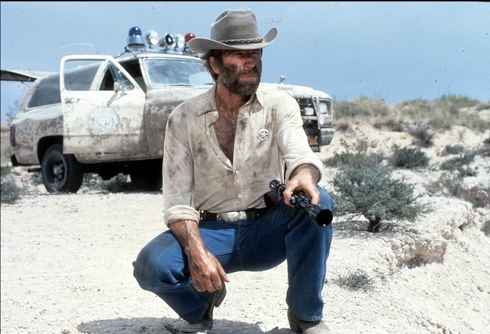 Industri Hollywood berduka dengan kepergian Chuck Norris. Bintang laga kenamaan dunia itu meninggal, kemarin.