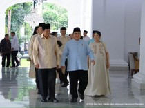 Video Prabowo-Gibran Sambut SBY untuk Halalbihalal di Istana