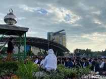 Khatib Salat Idul Fitri di Karebosi Makassar Ajak Warga Jadi Figur Berkaliber