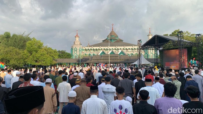 Suasana salat Idul Fitri 1 Syawal 1447 Hijriah. Osmawanti panggalo/detiksulsel