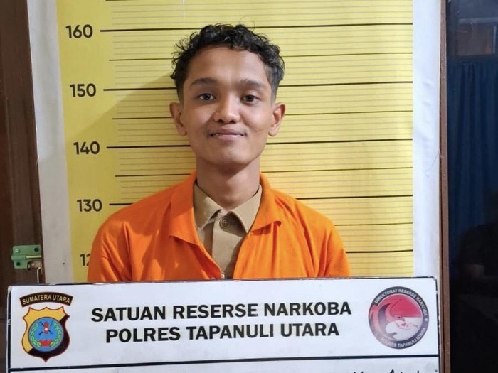 Tersangka saat diamankan Polres Taput (dok. Polres Taput)