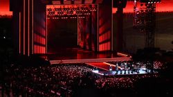 Foto Comeback Arirang BTS di Gwanghwamun Square