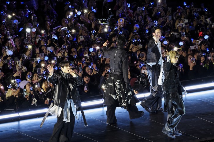 SEOUL, SOUTH KOREA - MARCH 21: (EDITORIAL USE ONLY) K-pop boy band BTS perform onstage during comeback concert at Gwanghwamun Square on March 21, 2026 in Seoul, South Korea. The free concert is the band's first performance in nearly four years. (Photo by Kim Hong-Ji - Pool/Getty Images)