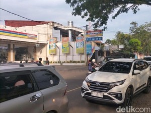Bandung-Cianjur Macet, Polisi Sempat Terapkan One Way