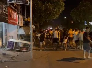 Bentrok Warga H+1 Lebaran di Mataram, Pengguna Jalan Ketakutan