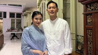 Dalam foto yang dibagikan, Citra Anidya terlihat memakai baju muslimah biru muda. Sementara Chef Juna memakai kemeja putih. (Foto: dok Instagram ncit90)