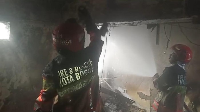 Kamar kos di Bogor kebakaran