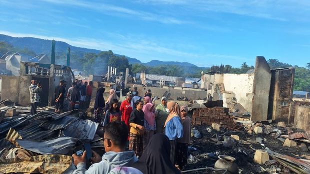 Kondisi rumah warga pasca kebakaran hebat melanda Desa Kalimango, Kecamatan Alas, Sumbawa NTB Minggu (22/3/2026) dini hari