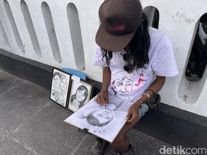 Curhat Jasa Lukis Karikatur di Malioboro Belum Dapat Pelanggan Hari Ini
