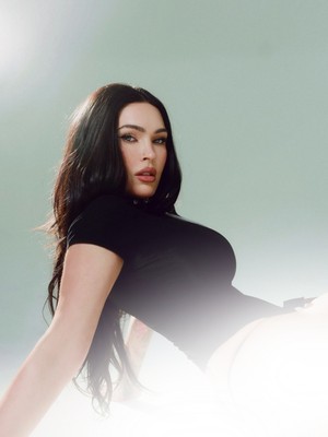 Foto Megan Fox Bikin Dar-Der-Dor Algoritma Medsos Warga