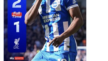 Danny Wellbeck jadi bintang pertandingan semalam dengan melesakkan dua gol ke gawang Liverpool. Foto: X.com