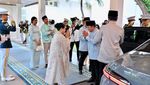 Momen Prabowo Sambut SBY-Jokowi saat Open House Lebaran di Istana