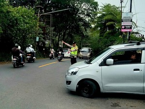 H+1 Lebaran, Jalur Wisata Wanagiri-Pancasari Buleleng Padat