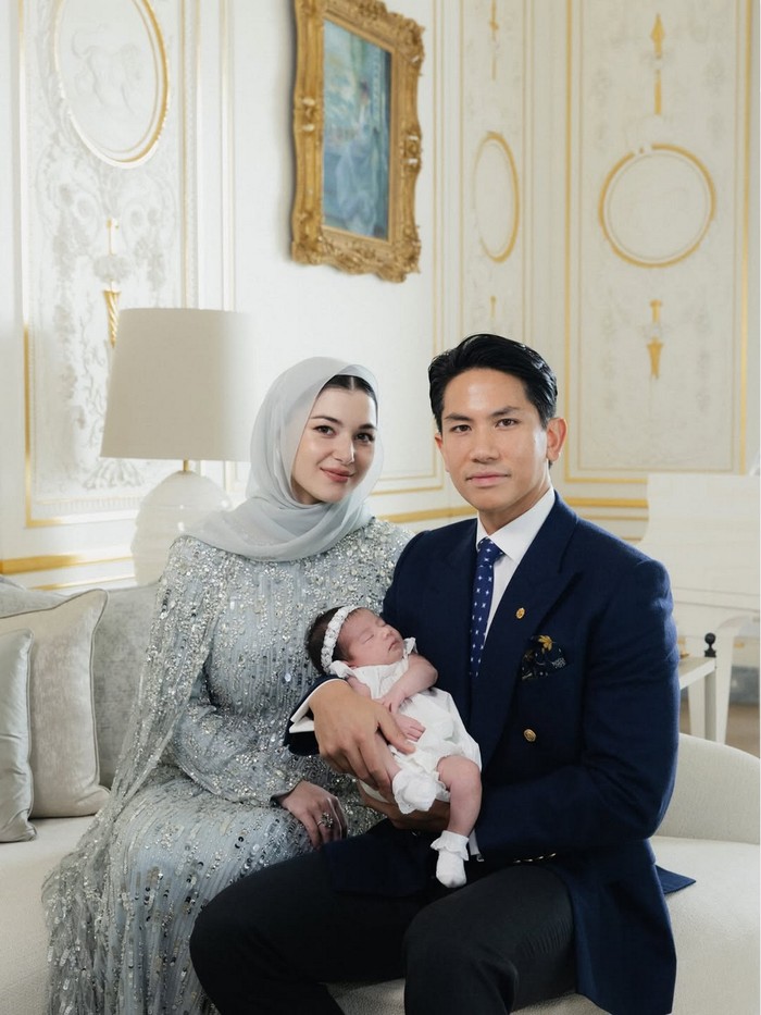 Pangeran Brunei Abdul Mateen dan Anisha Rosnah.