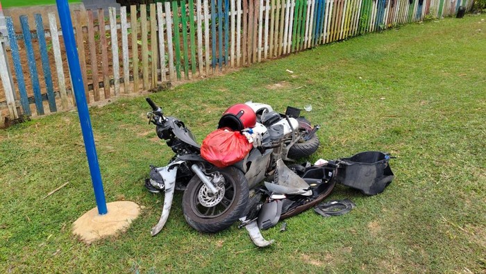 Pengendara motor tewas usai bertabrakan dengan mobil di Muna.