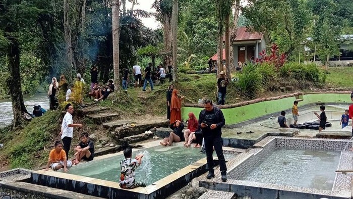 Permandian air panas Pincara di Luwu Utara. Dokumen Istimewa